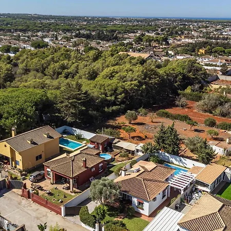 Lovely In Chiclana De La Fronter With Wifi Holiday home