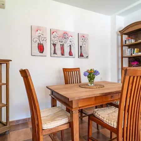 Lovely In Chiclana De La Fronter With Wifi Holiday home Chiclana de la Frontera